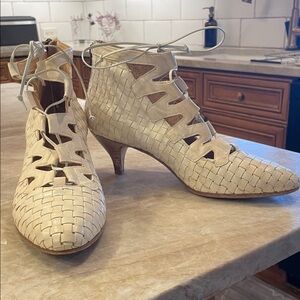 Lisa Bottega Elegant Cream Woven Women's Heels 41